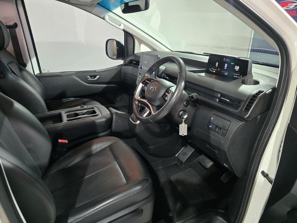 Hyundai Staria — foto 5